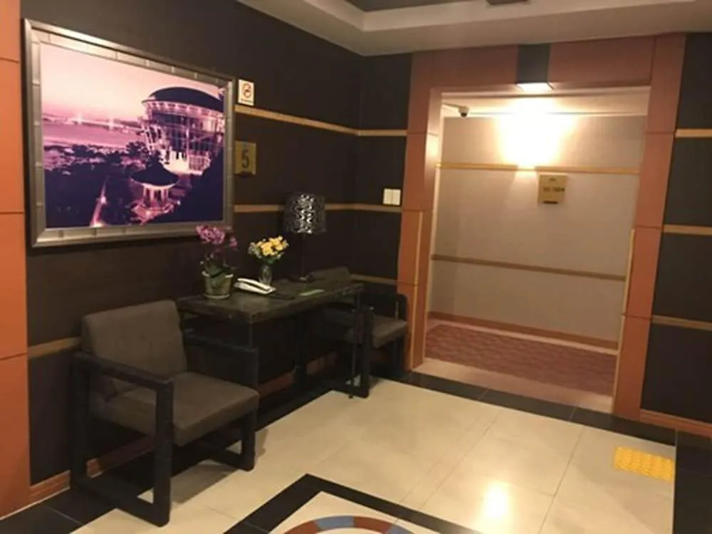Prime Tourist Hotel Busan
